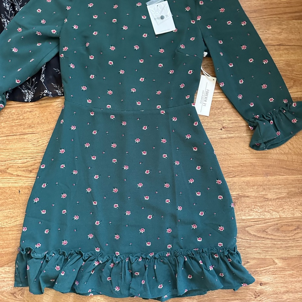 NWT Forever 21 Dresses Size S - Picture 10 of 16